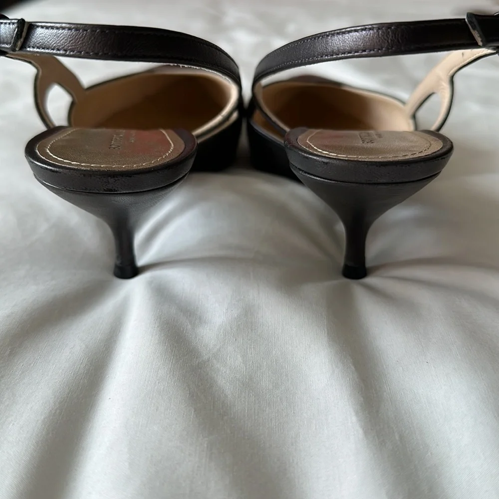Bottega Veneta sling backs - Picture 3 of 7